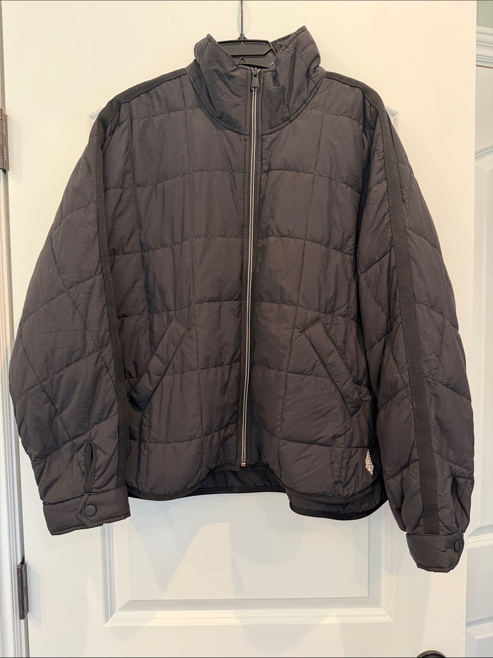 Free People Pippa Packable Puffer Jacket - Size: M - Color: Black